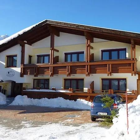 Glatzle - Vacation At The Baker Apartman